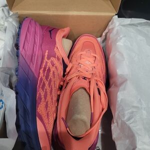 Hoka Women's Speedgoat 5